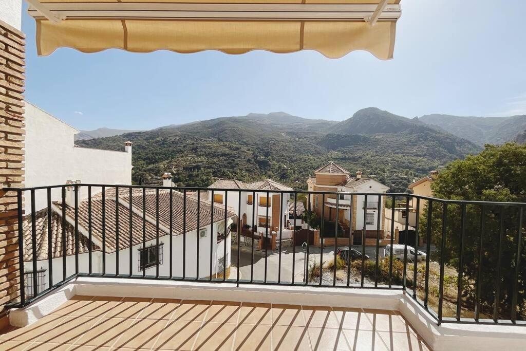 구에하르 시에라 Balcon Hacia La Montana 아파트 외부 사진